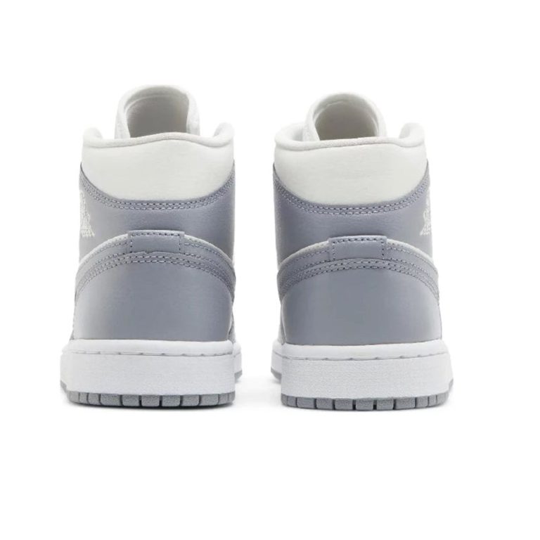 NIKE AIR JORDAN 1 MID 'STEALTH' WOMEN'S - Richesse